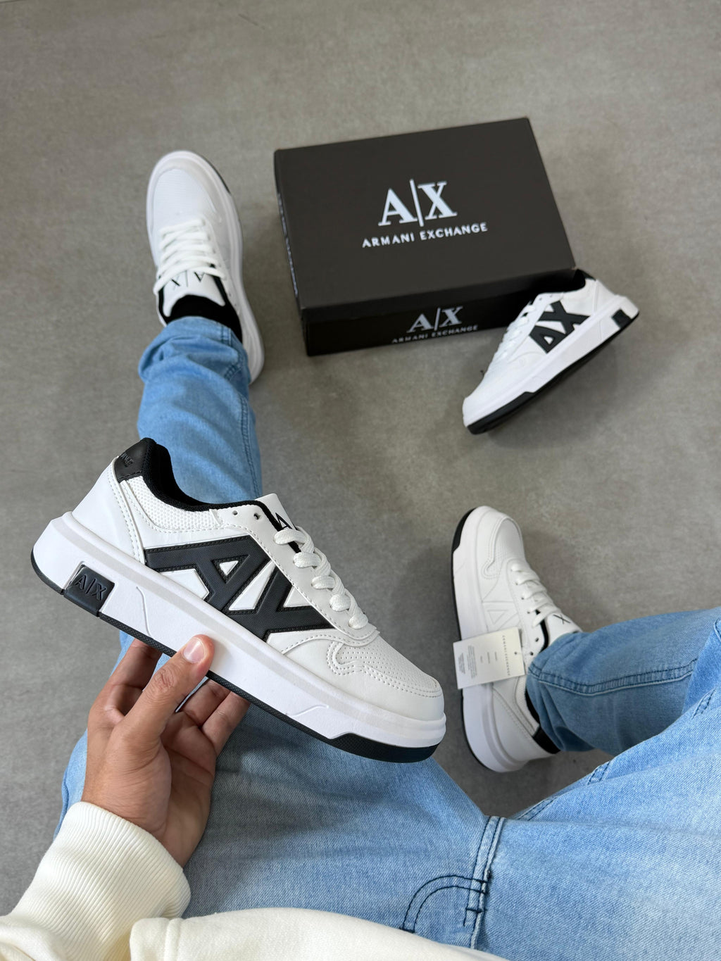 Tênis Armani AX Exangue Branco/Preto