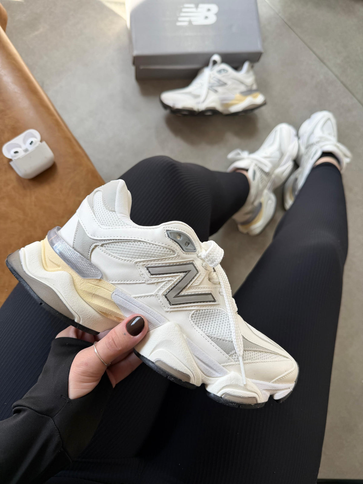 New Balance 9060
