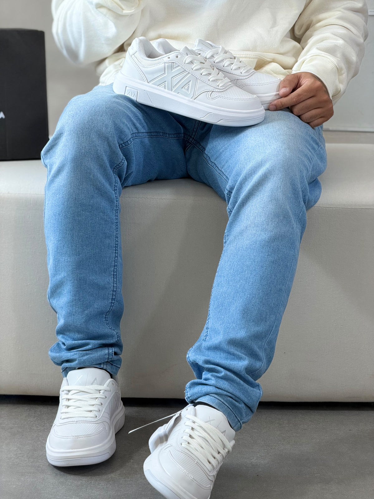 Tênis Armani AX Exangue Branco/Preto